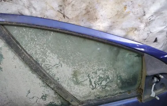 Opel Tigra A Front door vent window glass four-door 