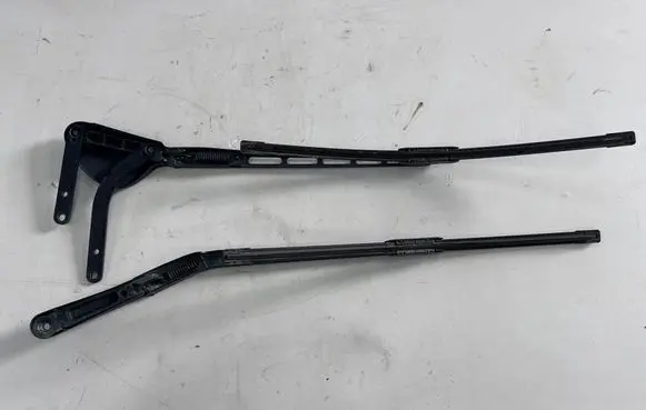 Mercedes-Benz CLK A209 C209 Front wiper blade arm A2038202744 A2038203044