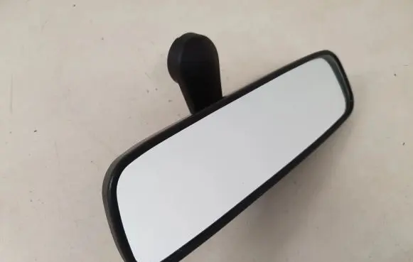 Subaru Outback Rear view mirror (interior)
