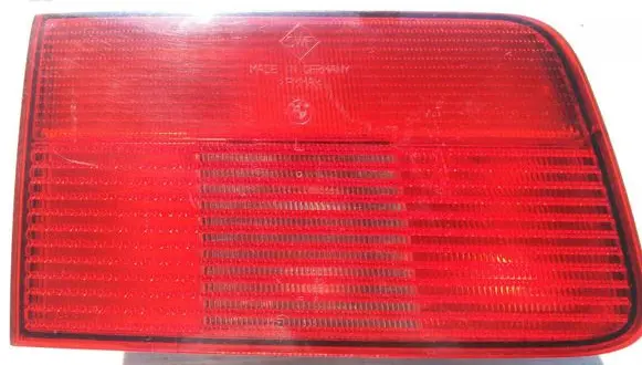 Tailgate rear/tail lights