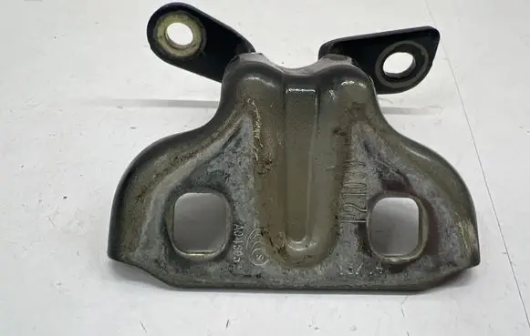 Opel Crossland X Rear door upper hinge 