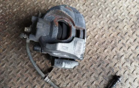 Ford Mondeo MK V Front brake caliper DG9C2B134C