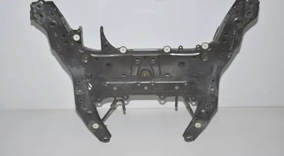 BMW 2 F46 Front subframe 6872729 31116872729 31114097788