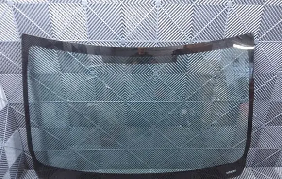 Peugeot Partner III Front windscreen/windshield window 9816605680