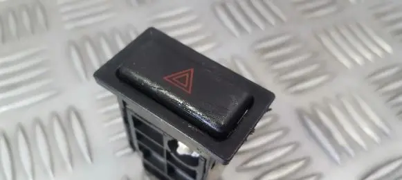 Toyota Land Cruiser (J100) Hazard light switch 157963 TR9503