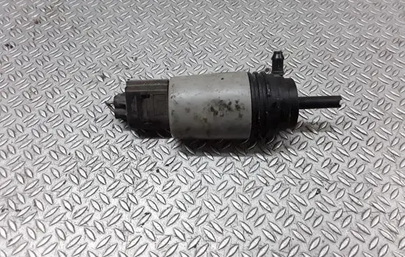 BMW 5 E60 E61 Windscreen/windshield washer pump 67126934159