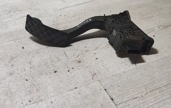Seat Arona Accelerator throttle pedal 2Q1723503