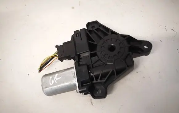 Mercedes-Benz A W176 Rear door window regulator motor A2469063100 968740101