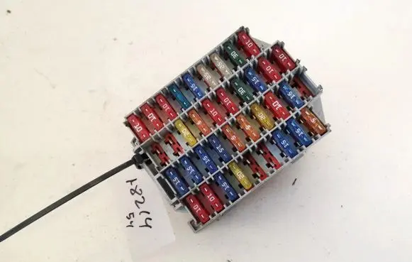 Volvo S60 Fuse box set 9162439