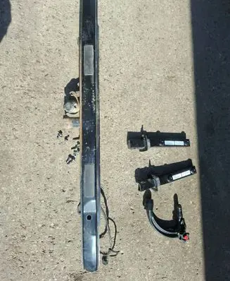 Mercedes-Benz B W245 Tow bar set A1693100137 A1696100925