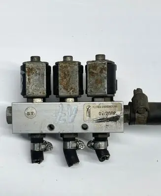 Audi A4 S4 B5 8D LP gas injector 67R014303