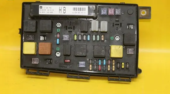 Opel Zafira B Fuse box set
