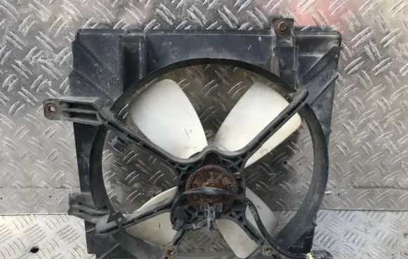 Mazda MX-3 Radiator cooling fan shroud 0227509581 022750-9581