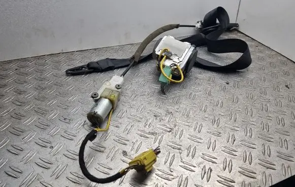 Porsche Cayenne (9PA) Front seatbelt 7L0857705E 560981501