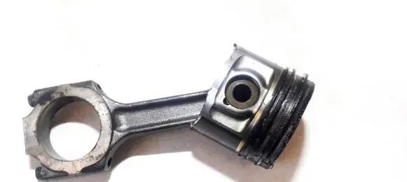 Fiat Bravo - Brava Piston with connecting rod
