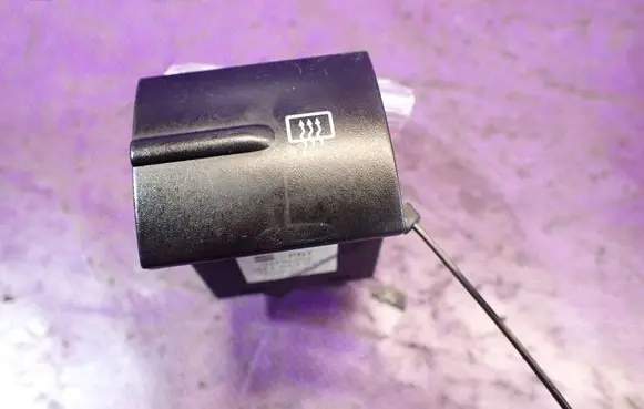 Seat Toledo II (1M) Windscreen/window heater switch 