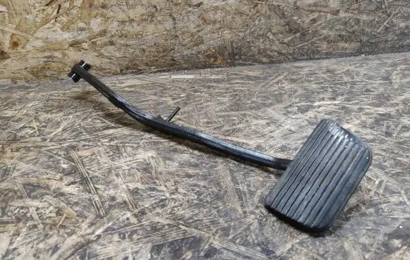 Jaguar XK8 - XKR Brake pedal MJA5373BC