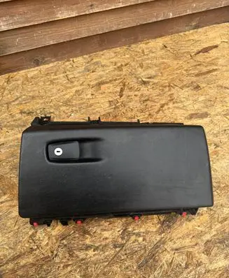 BMW X5 F15 Glove box 15W1155