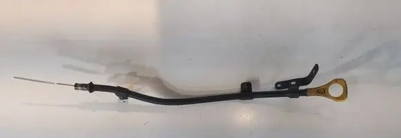 Hyundai Santa Fe Oil level dip stick 