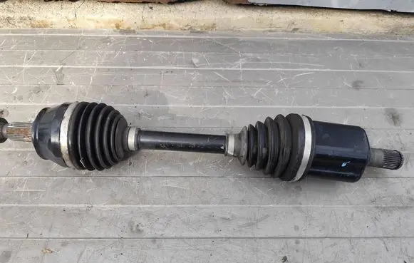 Jeep Cherokee Front driveshaft P68292307AA