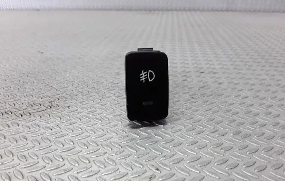 Fog light switch