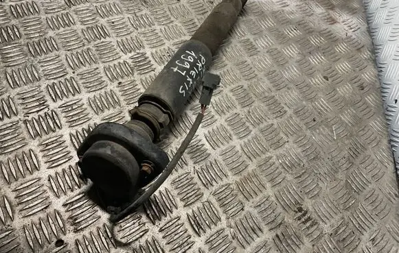 Toyota Hilux (N80, N90, N100, N110) Front shock absorber/damper