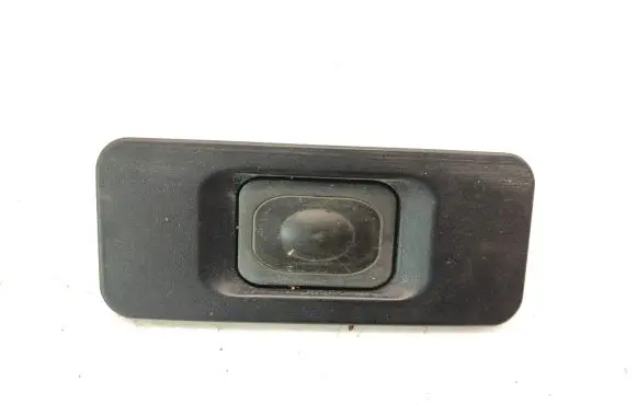 Tailgate opening switch