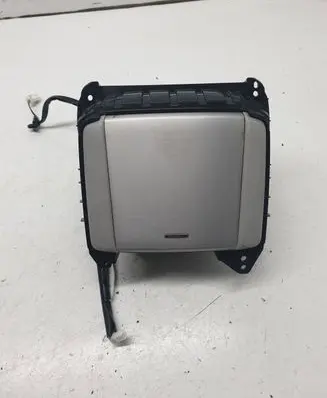 Cup holder front