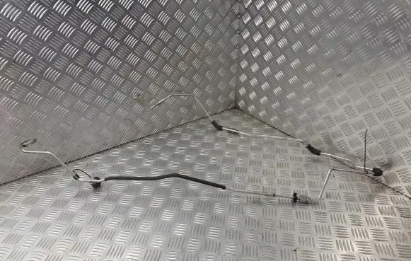 Volvo S40 Air conditioning (A/C) pipe/hose 30899809