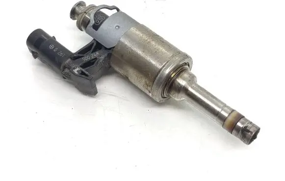 Skoda Fabia Mk3 (NJ) Fuel injector 04E906036E 0261500248