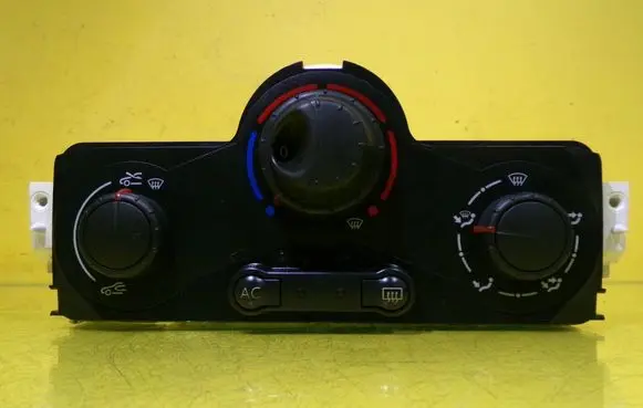 Renault Scenic II - Grand scenic II Climate control unit 6G424K 69560001 F666572Q