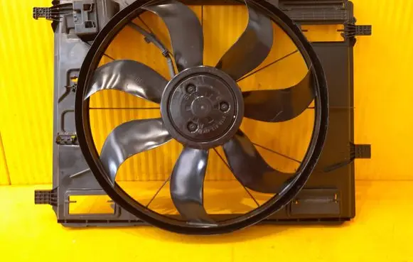 Mercedes-Benz C W206 Electric radiator cooling fan A0999060202