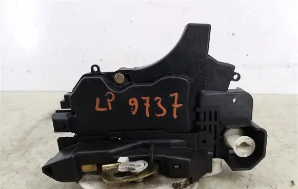 Mitsubishi Colt Front door lock