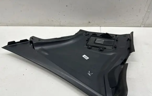Mercedes-Benz C W206 Other engine bay part A2068301400