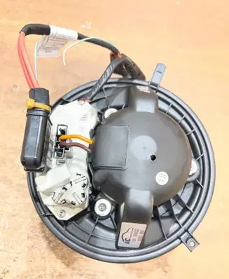 BMW 3 E90 E91 Heater fan/blower 55362968 8716086
