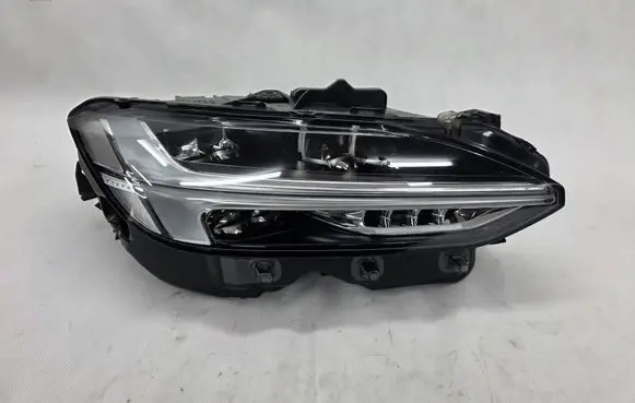 Volvo S90, V90 Headlight/headlamp SPEED32228311 32228311
