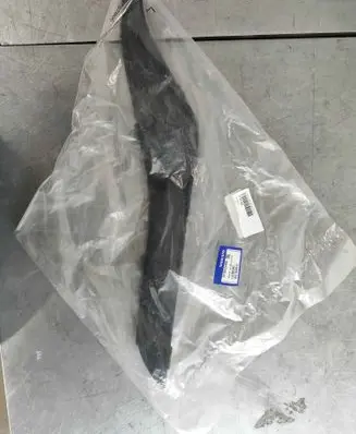 Volvo XC60 Front bumper splitter molding 31352458
