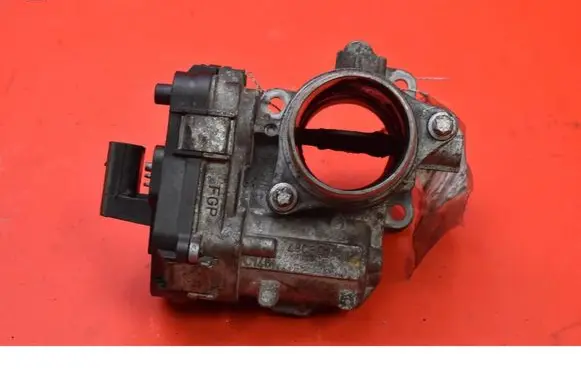 Opel Vectra C Throttle body valve 48CPD1