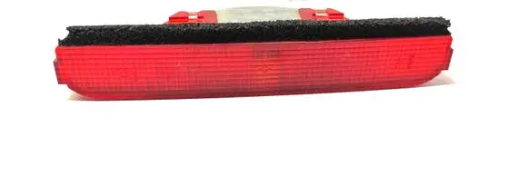Nissan Almera Tino Third/center stoplight
