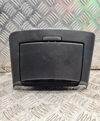 KIA Ceed Glove box 845501H000