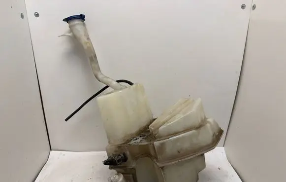 Volvo XC90 Windshield washer fluid reservoir/tank 30663278