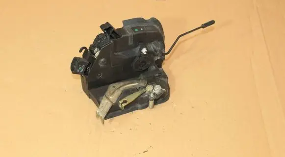 BMW 3 E46 Front door lock 4326403
