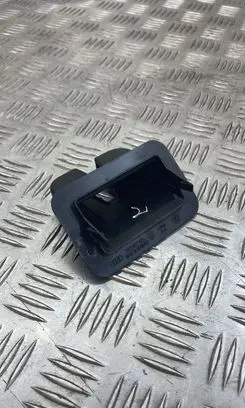 Audi A1 Tailgate trim 8X0827520