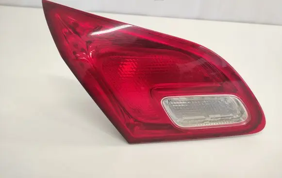 Opel Astra J Tailgate rear/tail lights