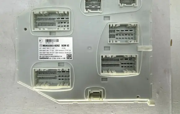 Mercedes-Benz Sprinter W907 W910 Central body control module A9079007109 A9079017702 A9079024407