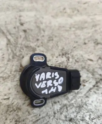 Toyota Yaris Verso Accelerator throttle pedal 8928152021