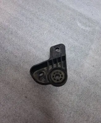 Radiator support slam panel bracket