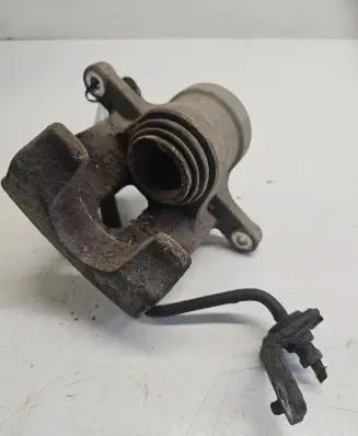 Hyundai Santa Fe Rear brake caliper