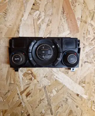 Peugeot 3008 I Climate control unit 96738320XT