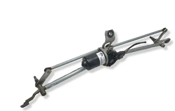 Ram 1500 Front wiper linkage and motor 91498531